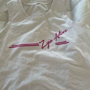 Size Medium Zyia Tank